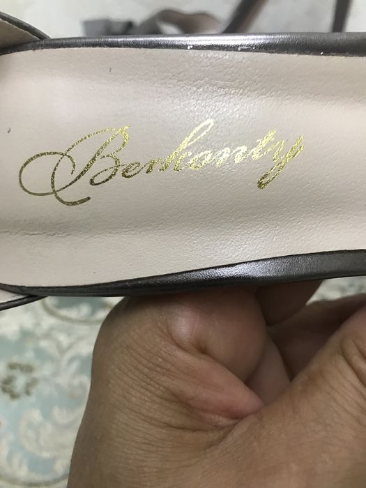 Стильные босоножки