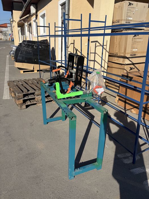 Aparat de dejantat anvelope bicicleta