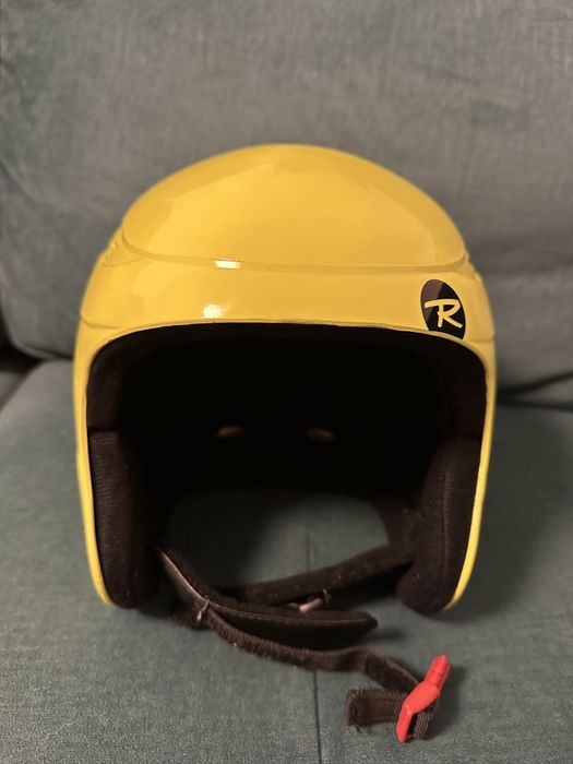 Ски каска Rossignol