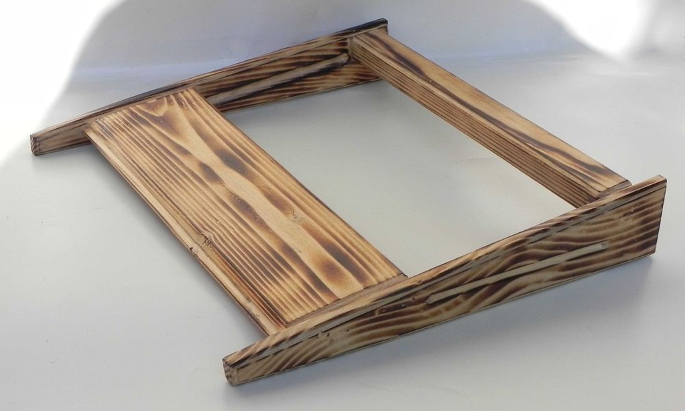 Стойки за лаптоп - чисто натурално дърво