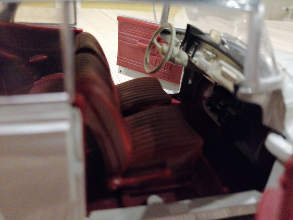 Колекционерска количка 1:18