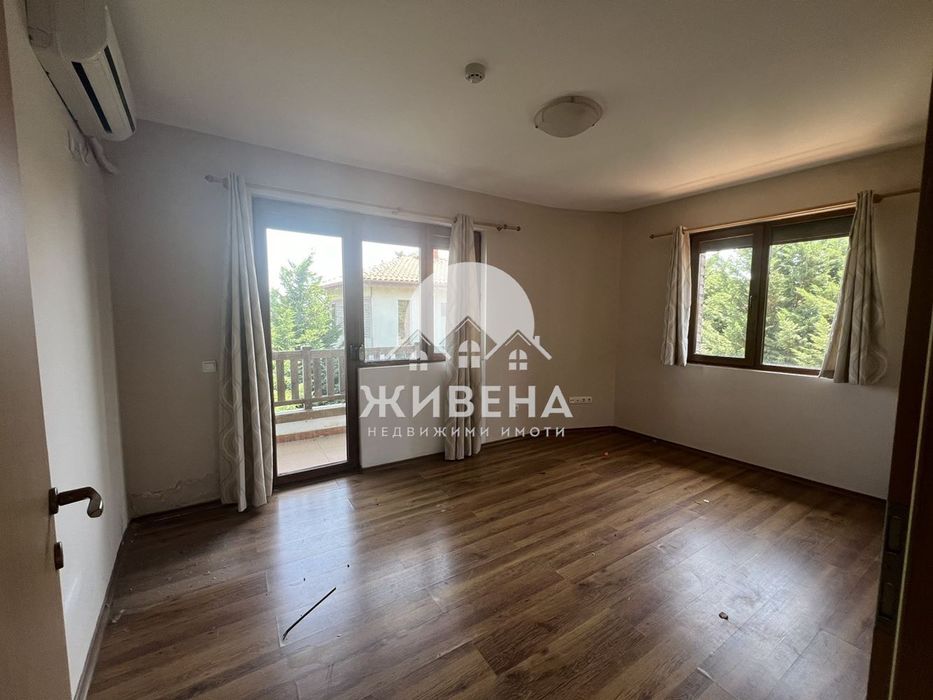 Продава се Къща в с. Царичино, Област Добрич - 157 кв.м за 606 €/кв.м - Снимка #4