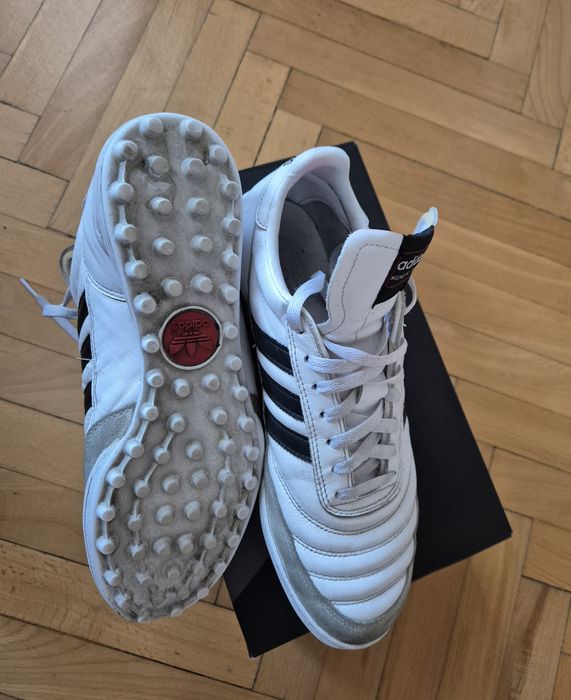 Профи футболни обувки / стоножки Adidas Mundial Team / размер 43 1/3