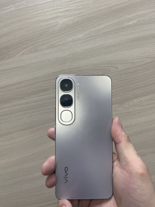 Vivi v 40 lite память 256гб