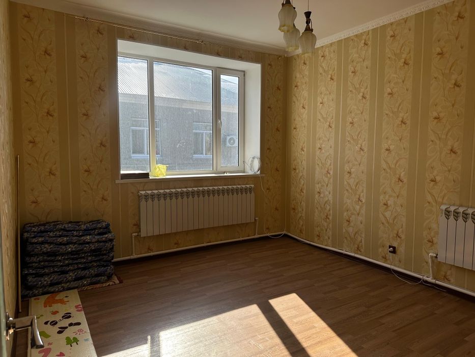 Продам 4х комн квартиру