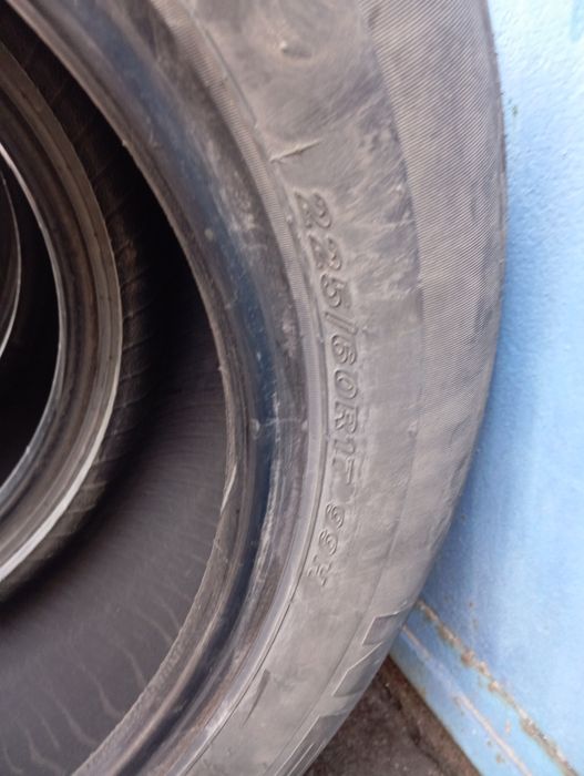 Продам резину на 17