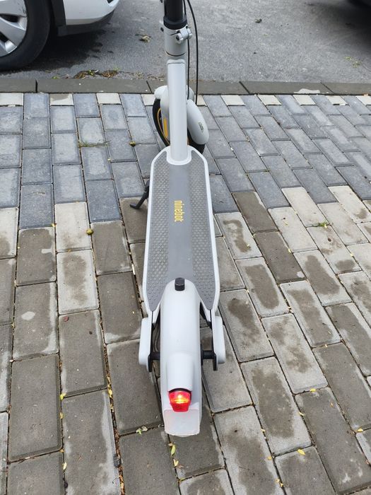 Trotineta ninebot