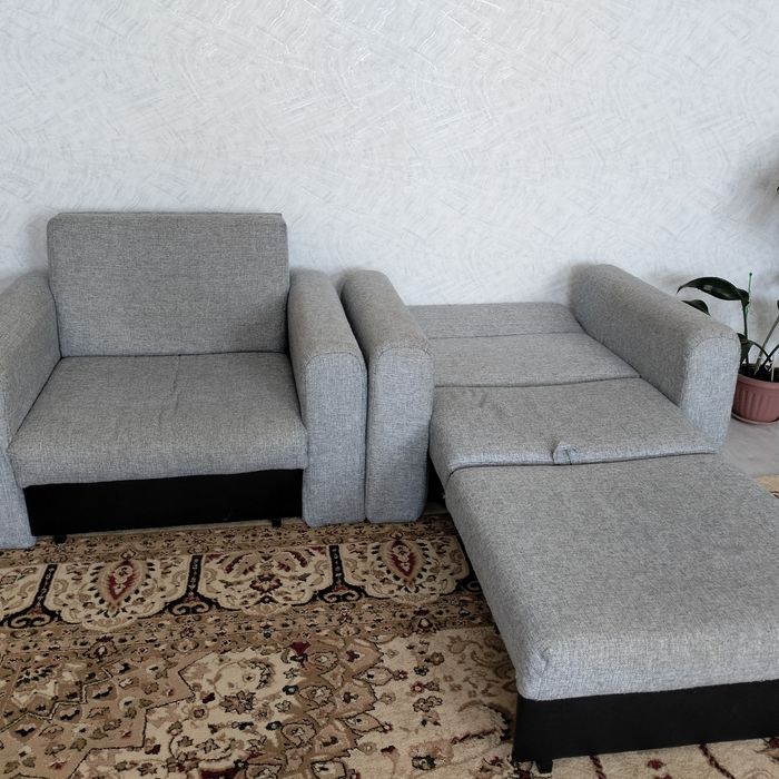 Продается кресло диван