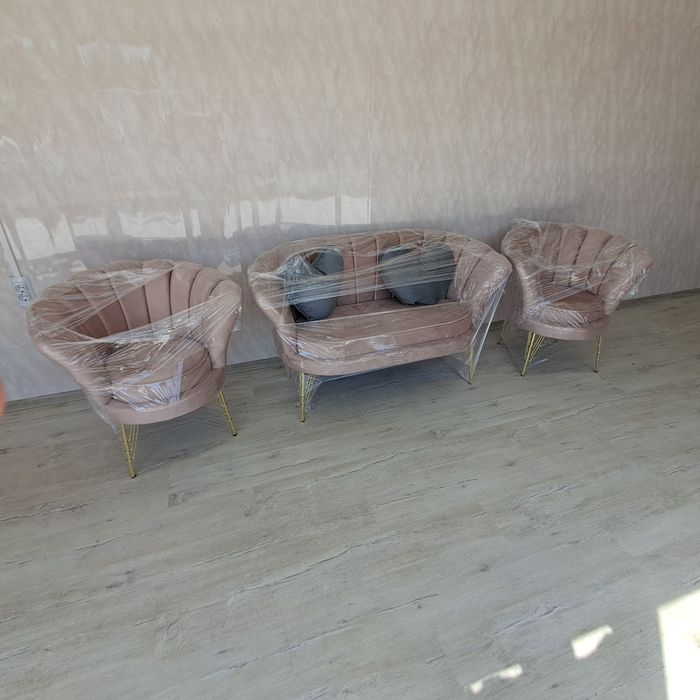 Промоционален посетителски комплект дивани тип „Мида“