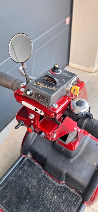 Продавам количка за възрастни