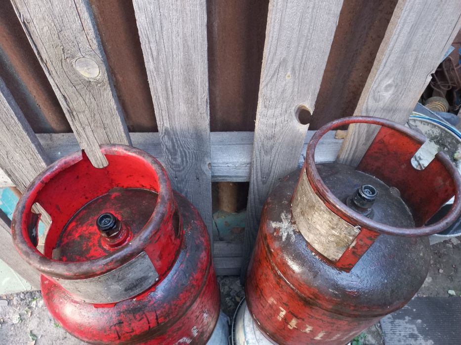 Продам      Газовые    балоны.