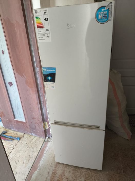 Срочно продам холодильник