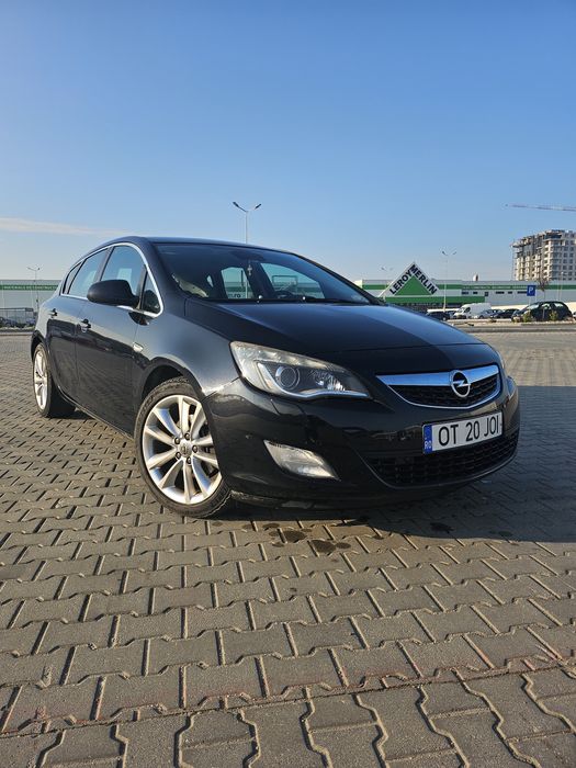 Opel Astra J 2012, 1.7 CDTI