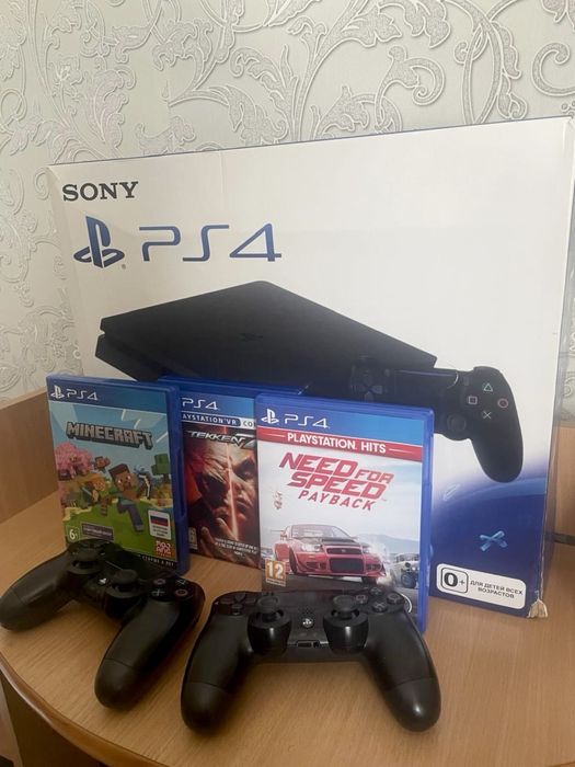 Продам  Sony PlayStation 4 Slim