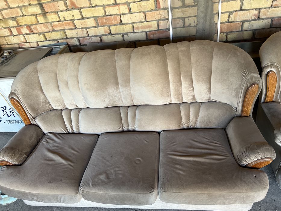 Диван с креслами