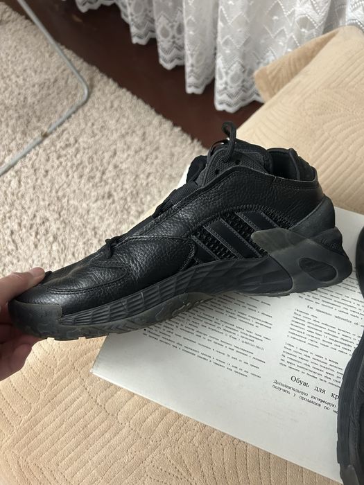 Продам кроссовки adidas streetball