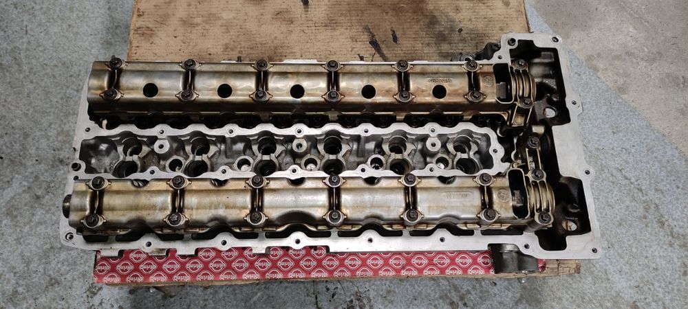 Продам головку с N54 на BMW