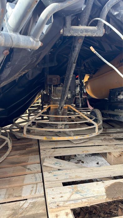 Машина затирочная Вертолет  (двигатель Honda) DMR1000