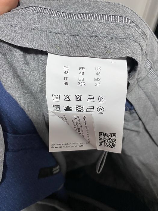 Pantaloni Hugo boss marimea 48