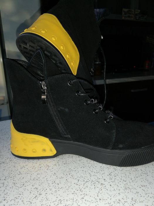 Нови Дамски Боти Mustang