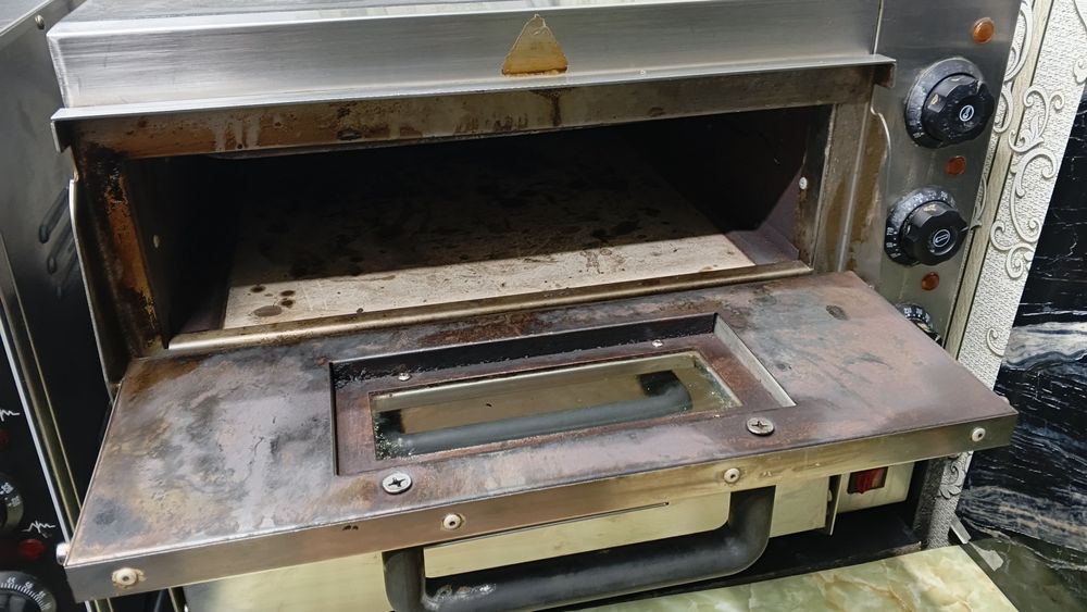 Пицца Печ 220 в ишлиди