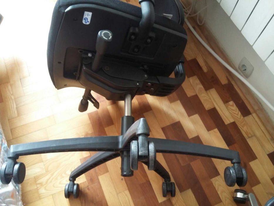 Оригинален офис стол RIM Flexi подвижен с висока облегалка мрежа