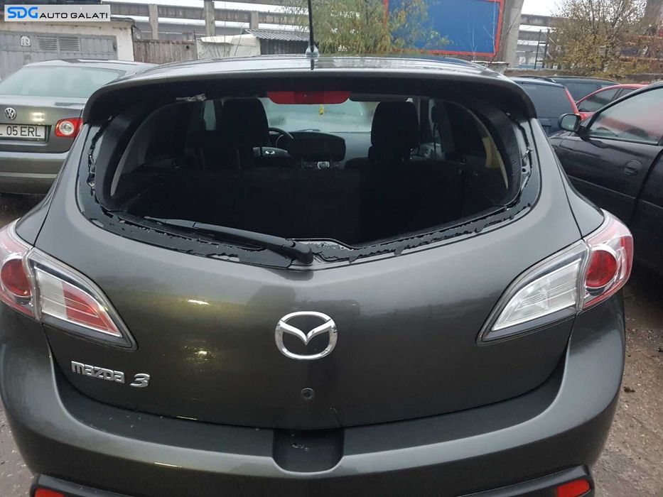 Stop Auxiliar Central de pe Hayon Haion Portbagaj Mazda 3 2009 - 2013 [2513]