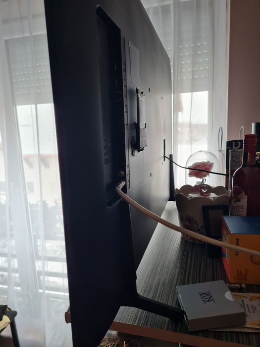 Televizor Samsung 43Q60A 108cm