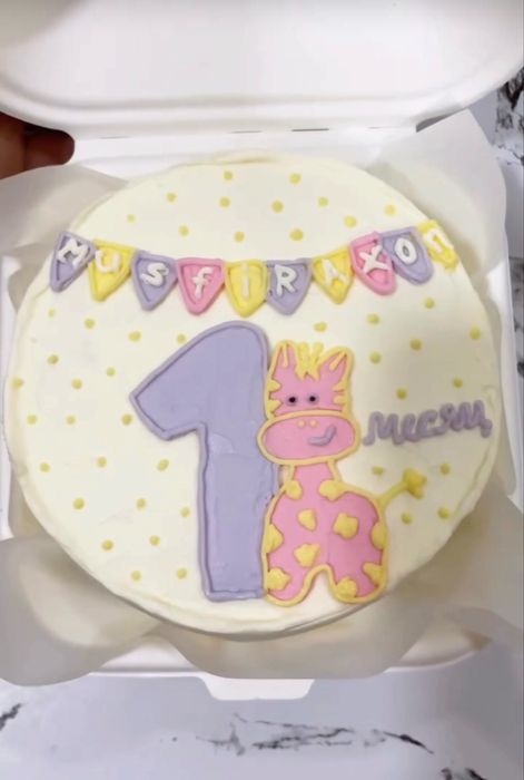 Бенто торты на заказ есть и в наличии