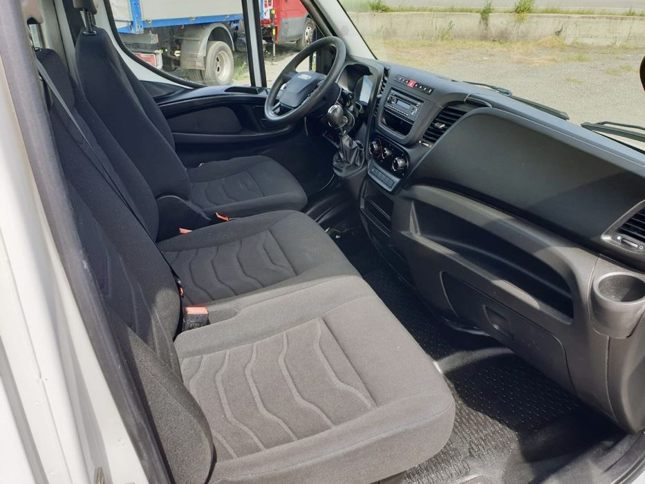 Iveco Daily 35c13, 2016 basculabil pe trei parti