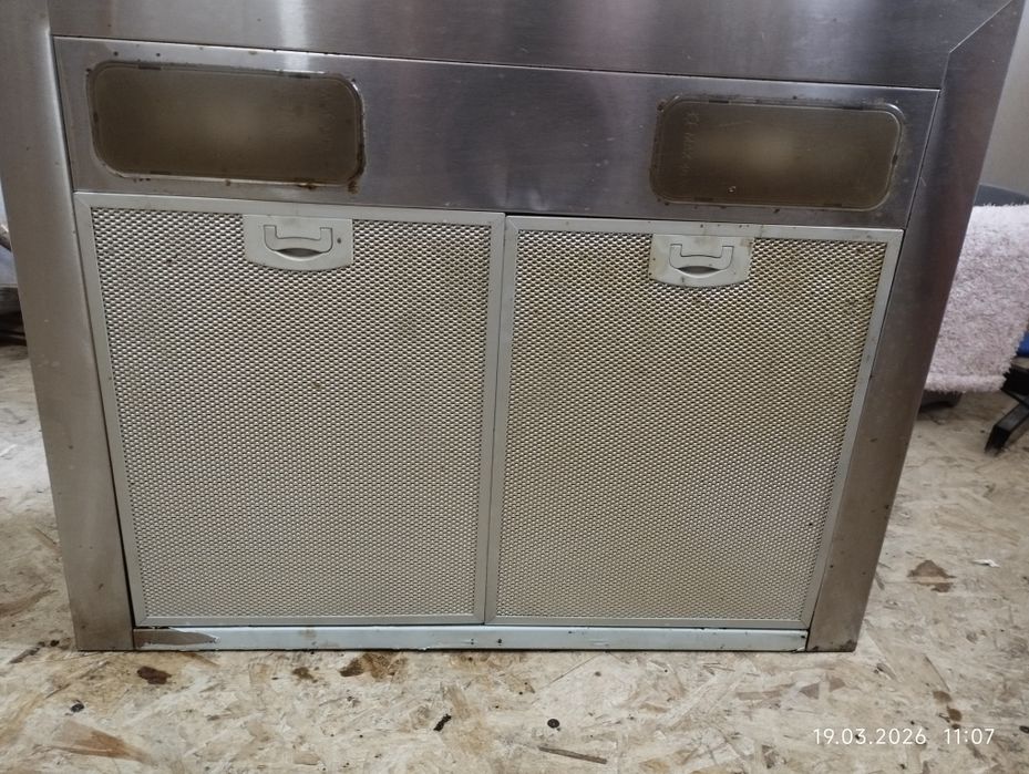 Вытяжка для кухни.