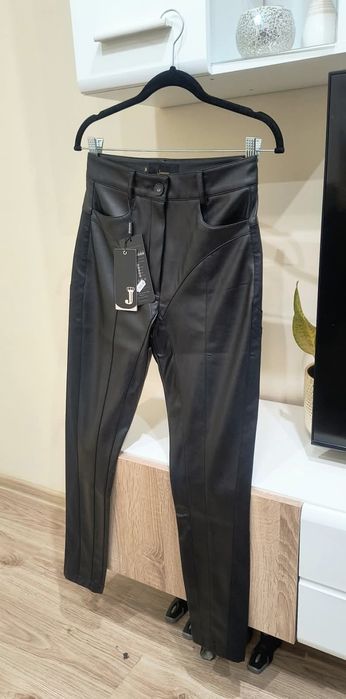 Черни зимни светлоотразителни маратонки с пух на платформа обувки