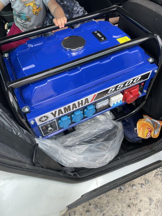 Бензиновый генератор