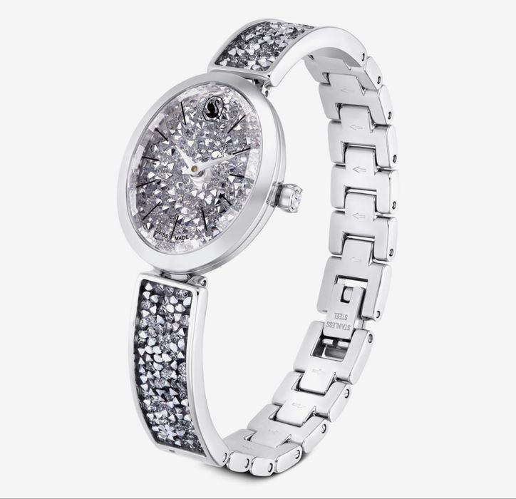 Нов часовник Swarovski