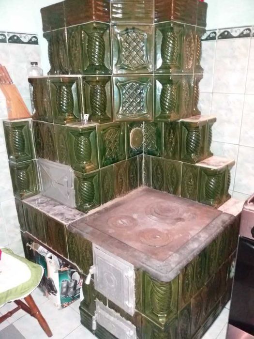 soba de teracota de culoare verde