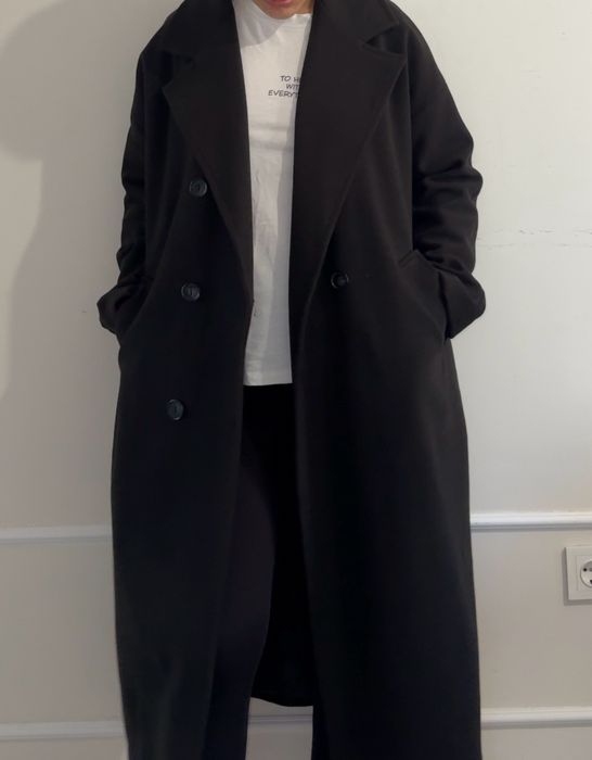 Пальто оверсайз фасона