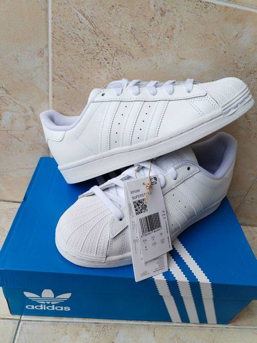 Adidas Superstar - страхотни  кецове НОВИ 36