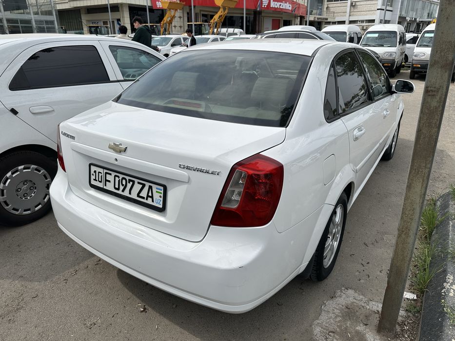 Lacetti 2012 gaz bor