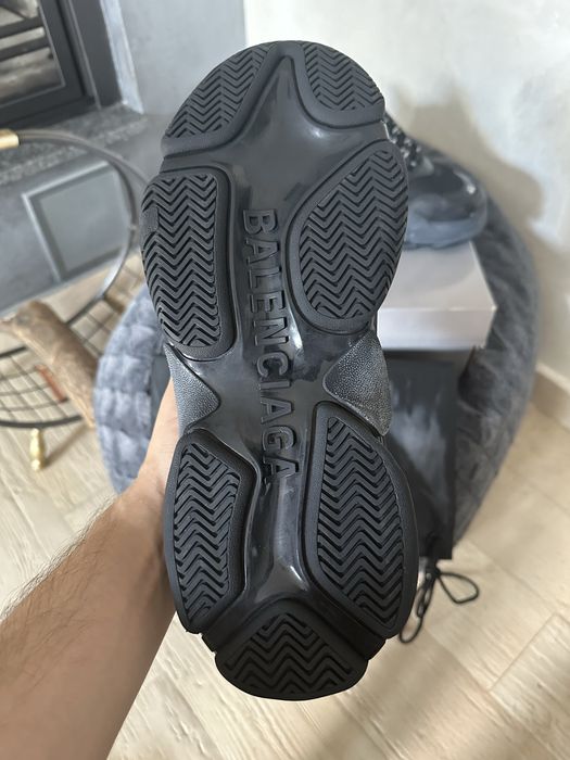 Balenciaga Triple S Black