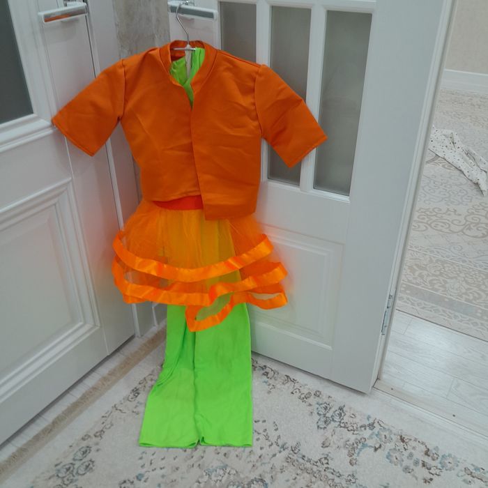 Костюмдер сатылады биге арналан