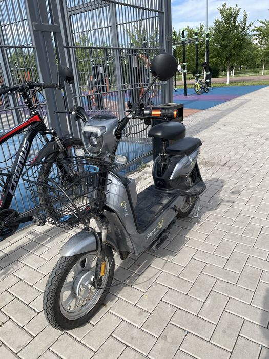 электроскутер gepard max e8