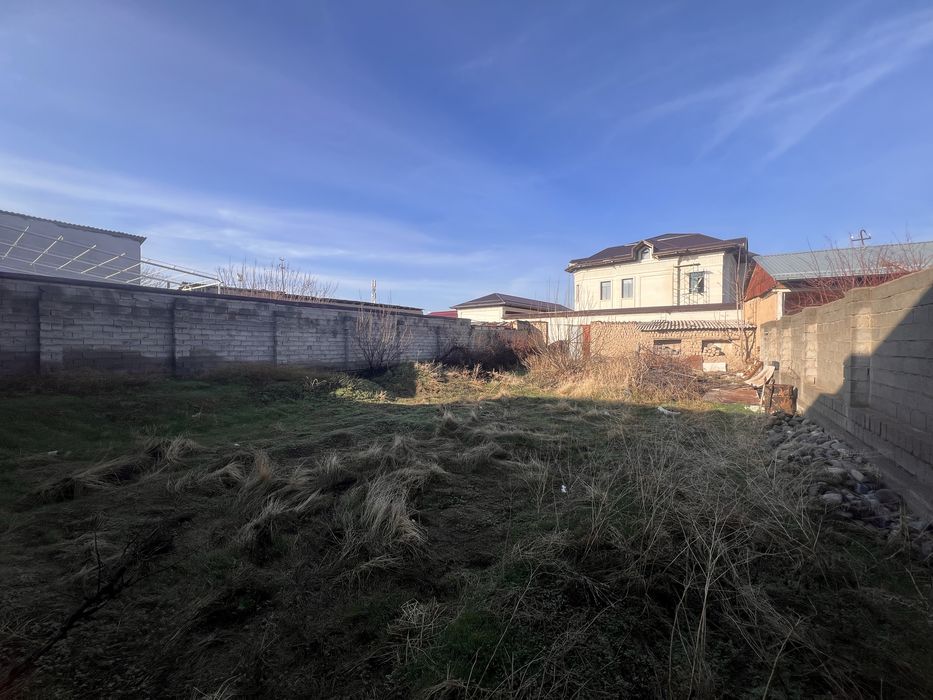 Samarqand shaharda motrid aravasozi hududida yer uchastkasi sotiladi