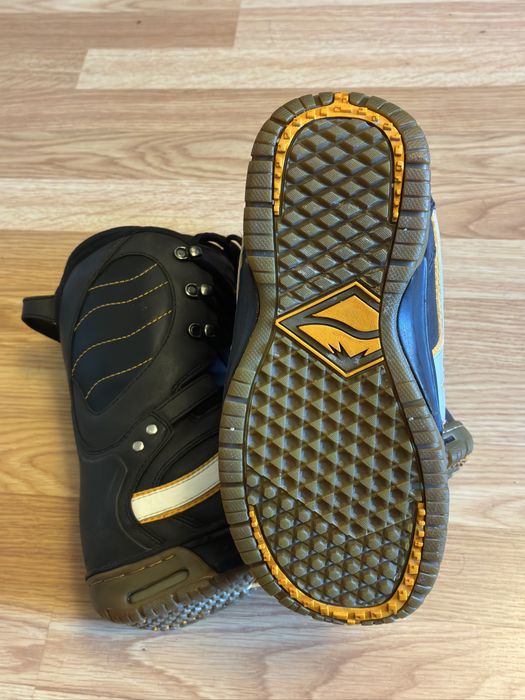 Booti Vans 23.5 cm