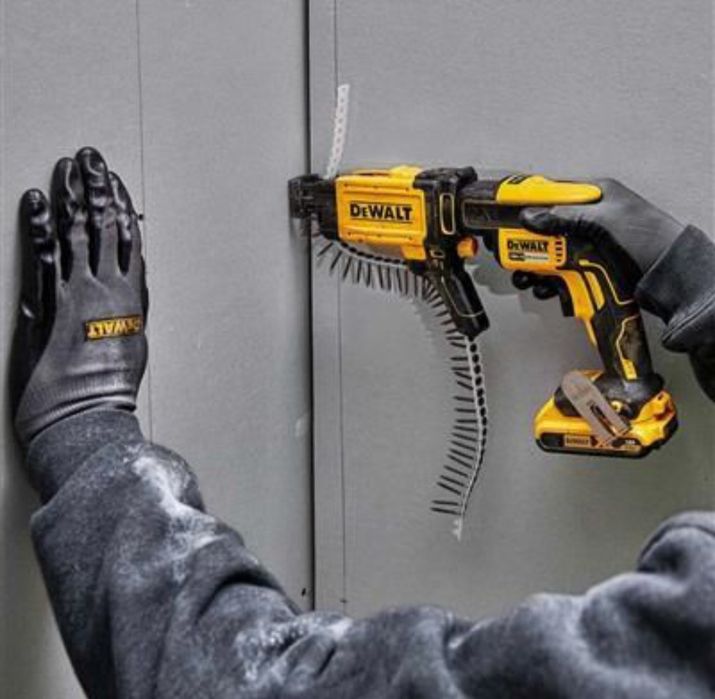 Винтоверт за гипсокартон Dewalt DCF620 с приставка DCF6201