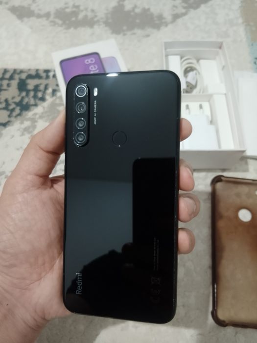 Продам смартфон Xiaomi Redmi Note 8