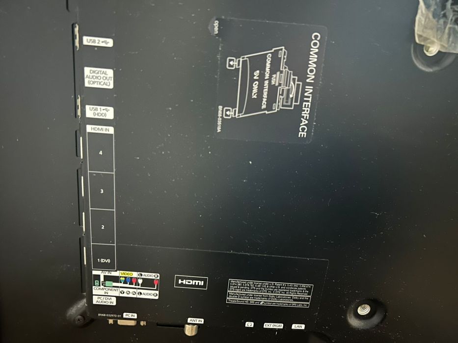 Продам телевизор на запчасти