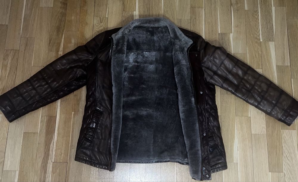 Geacă din piele naturală