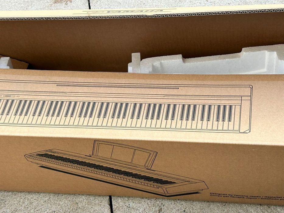 Vând orga Yamaha