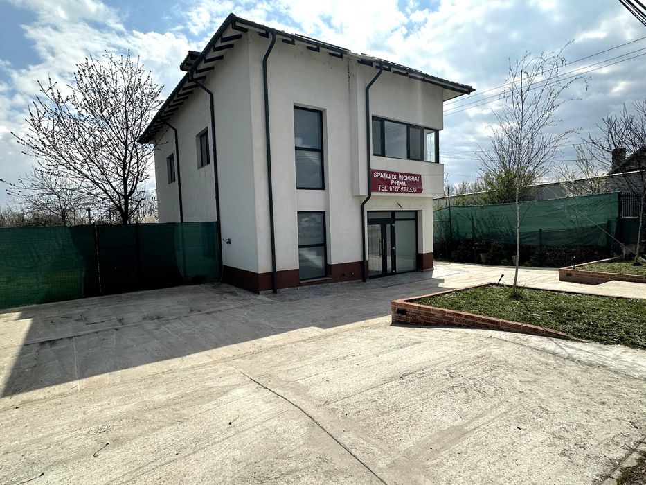 Clădire nouă de închiriat P+E+M – ideal clinică / stomatologie / birouri – parcare + curte