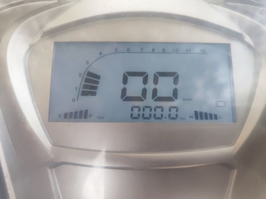 продам скутер м8